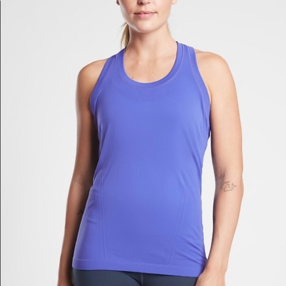 LAST CHANCE Athleta momentum tank